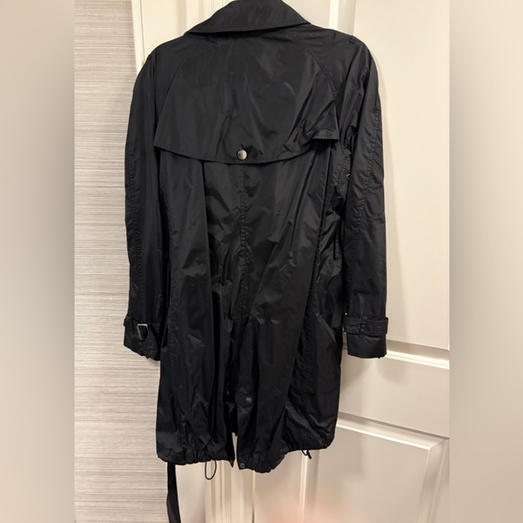 Burberry Black Double-Breasted Trench Coat - Picture 2 of 10